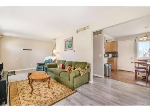 17161 E Princeton Dr, Aurora, CO 80013 photo 4
