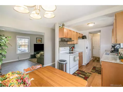 17161 E Princeton Dr, Aurora, CO 80013 photo 5
