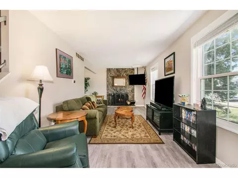 17161 E Princeton Dr, Aurora, CO 80013 photo 3