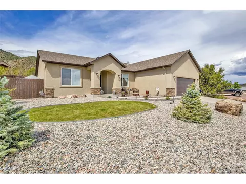30 Pike View Dr, Canon City, CO 81212