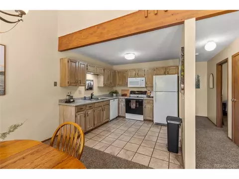 Kitchen - 41 Poplar Cir, Silverthorne, CO 80498 photo 3 of 4