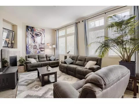 25332 E Indore Dr, Aurora, CO 80016 photo 2