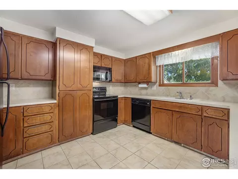 1506 Oak Dr, Berthoud, CO 80513 photo 11