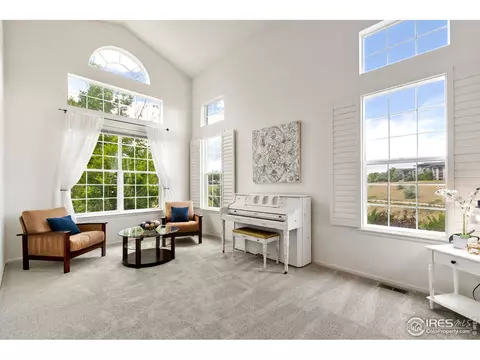 2050 E 101st Ct, Thornton, CO 80229 photo 4