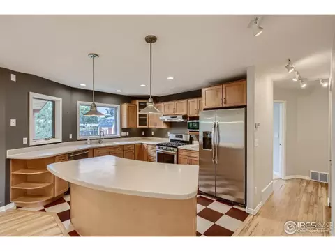 255 S 40th St, Boulder, CO 80305 photo 4