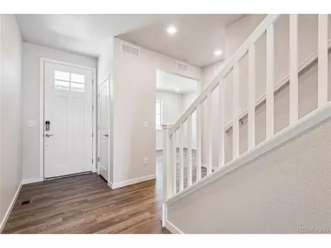 3352 N Highlands Creek Pkwy, Aurora, CO 80019