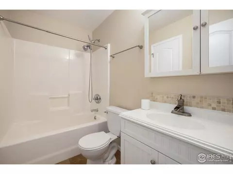 914 E 25th St Rd, Greeley, CO 80631 photo 17