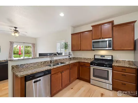 11190 Charles St, Longmont, CO 80504 photo 6