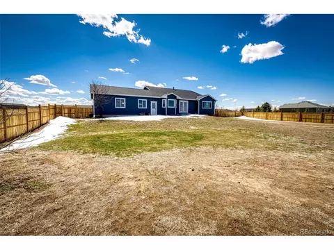 55779 E Apache Pl, Strasburg, CO 80136 photo 6
