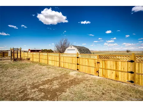 55779 E Apache Pl, Strasburg, CO 80136 photo 38