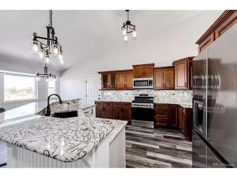 55779 E Apache Pl, Strasburg, CO 80136 photo 7