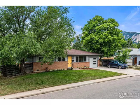 705 Gillaspie Dr, Boulder, CO 80305 photo 1