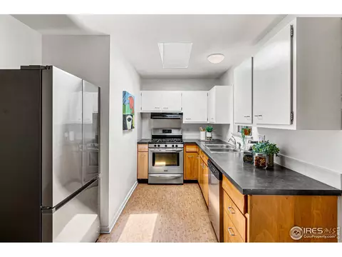705 Gillaspie Dr, Boulder, CO 80305 photo 9
