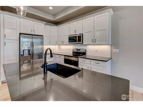 178 High Point Dr, Longmont, CO 80504