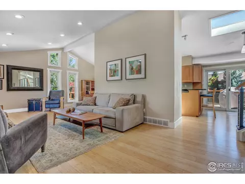 5393 Aztec Dr, Boulder, CO 80303 photo 4
