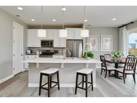 27974 E 9th Dr, Aurora, CO 80018 photo 6