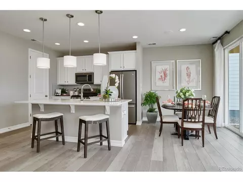 27974 E 9th Dr, Aurora, CO 80018 photo 4
