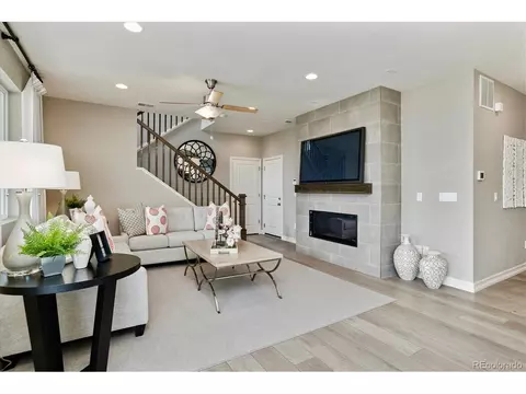 27974 E 9th Dr, Aurora, CO 80018 photo 9