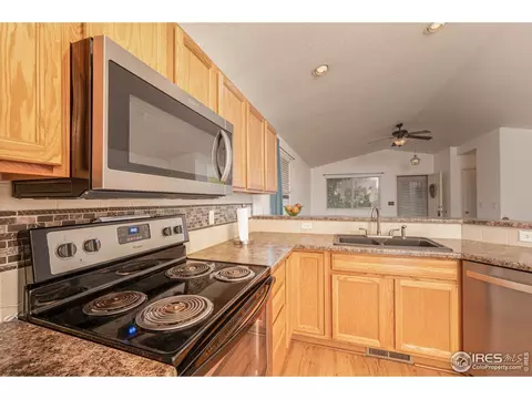 337 E 5th Ave, Firestone, CO 80520 photo 4