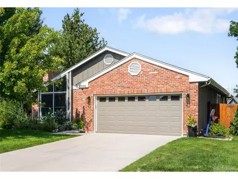 8096 S Spruce Cir, Centennial, CO 80112