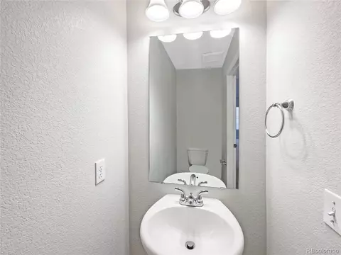 4828 Ceylon Way, Denver, CO 80249 photo 11