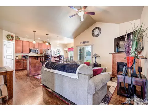 1261 Phipps Ln, Berthoud, CO 80513 photo 4