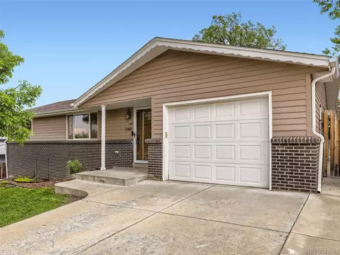 7149 Otis Ct, Arvada, CO 80003