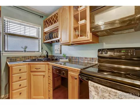 225 E 8th Ave #E-12, Longmont, CO 80504 photo 6