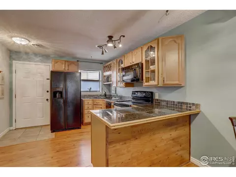 225 E 8th Ave #E-12, Longmont, CO 80504 photo 7