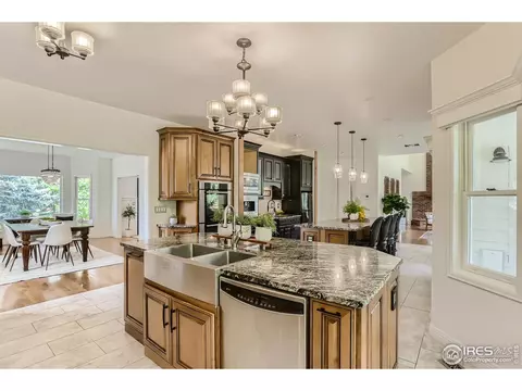 7445 Park Cir, Boulder, CO 80301 photo 5