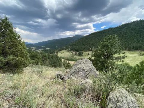 818 Dunraven Glade Rd, Glen Haven, CO 80532