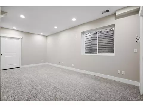 8608 E 25th Dr, Denver, CO 80238 photo 33