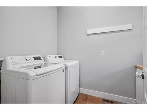 8608 E 25th Dr, Denver, CO 80238 photo 37