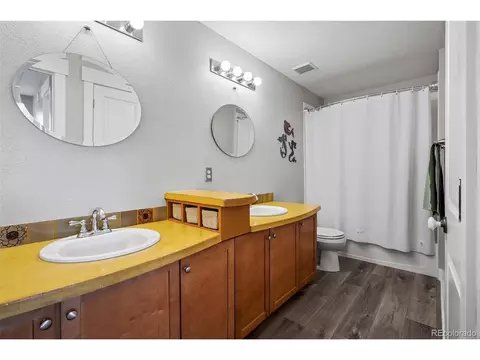 8608 E 25th Dr, Denver, CO 80238 photo 28