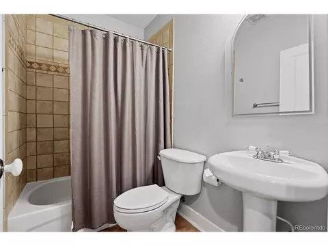 8608 E 25th Dr, Denver, CO 80238 photo 36