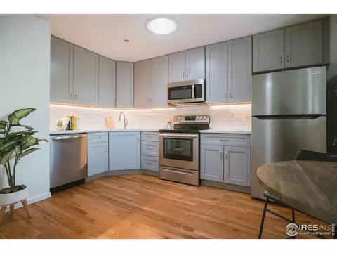625 Pearl St #24, Boulder, CO 80302 photo 2