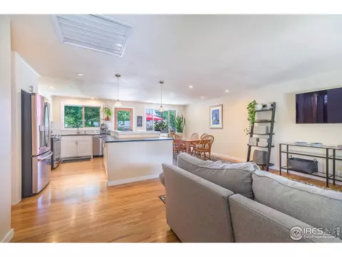 650 S 43rd St, Boulder, CO 80305 photo 2
