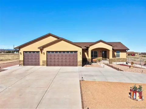 1185 E Canary Dr, Pueblo West, CO 81007
