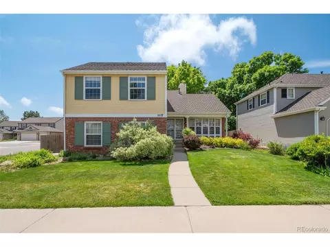 9516 W Powers Dr, Littleton, CO 80123