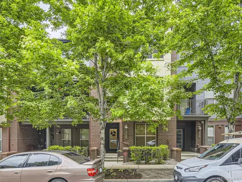 416 S Reed Ct, Lakewood, CO 80226