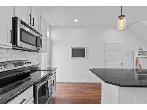 Kitchen - 18631 E 53rd Ave, Denver, CO 80249 photo 7 of 10