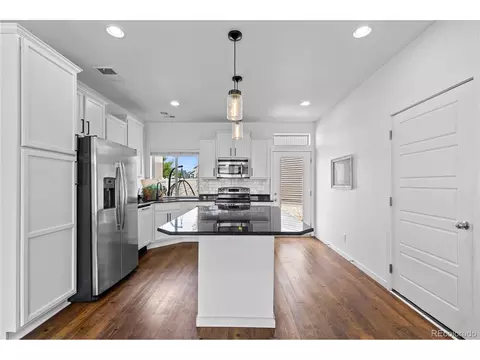 Kitchen - 18631 E 53rd Ave, Denver, CO 80249 photo 4 of 10