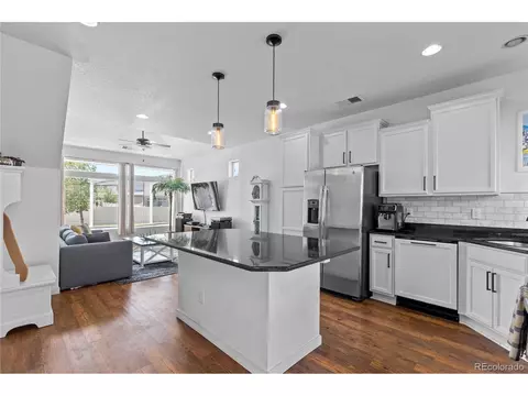 Kitchen - 18631 E 53rd Ave, Denver, CO 80249 photo 5 of 10