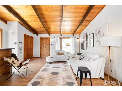 67 Anemone Dr, Boulder, CO 80302 photo 2