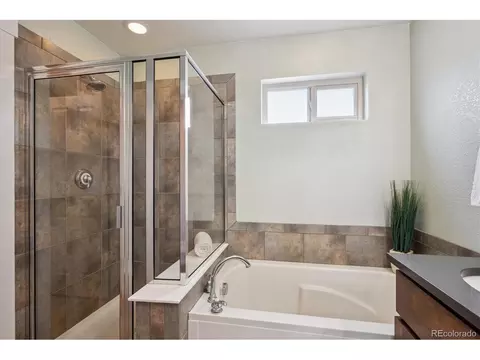 10671 E 28th Ave, Denver, CO 80238 photo 26