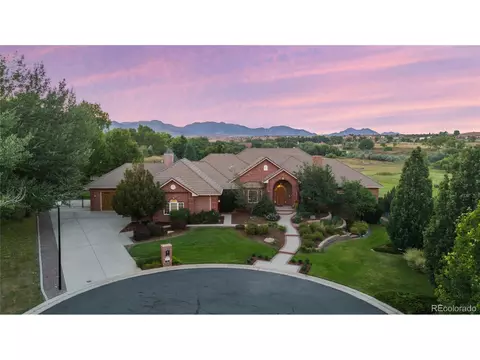 7723 Devinney Ct, Arvada, CO 80005