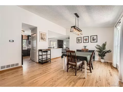 21585 E Powers Cir, Centennial, CO 80015 photo 5