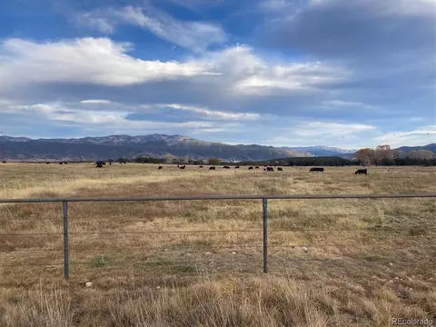 8133 Mountain View Farms Ln, Salida, CO 81201
