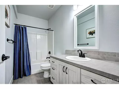 406 E Michigan Ave, Berthoud, CO 80513 photo 34