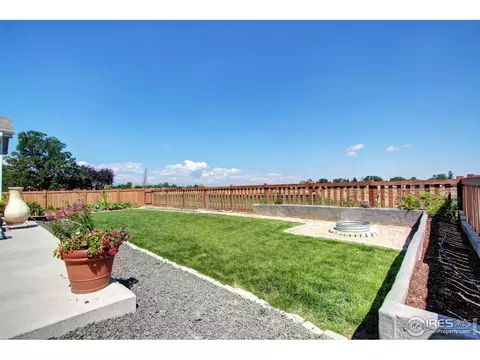 406 E Michigan Ave, Berthoud, CO 80513 photo 2